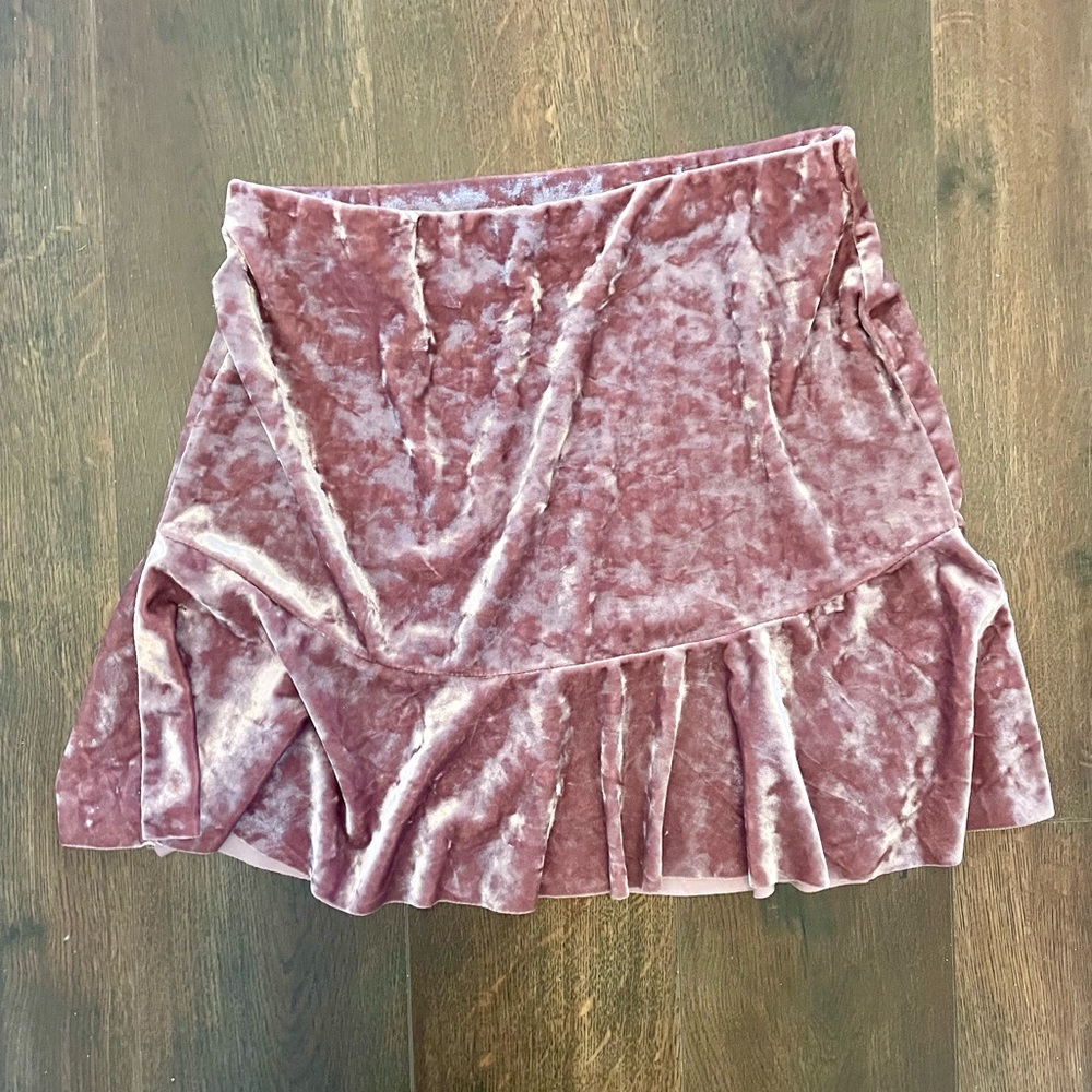 PINK mini ruffle skirt